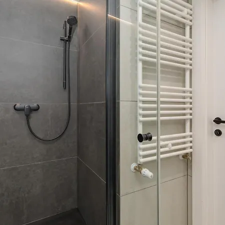 Port Lwowska With Swimming Pool By Renters