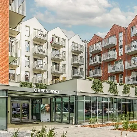 Port Lwowska With Swimming Pool By Renters *